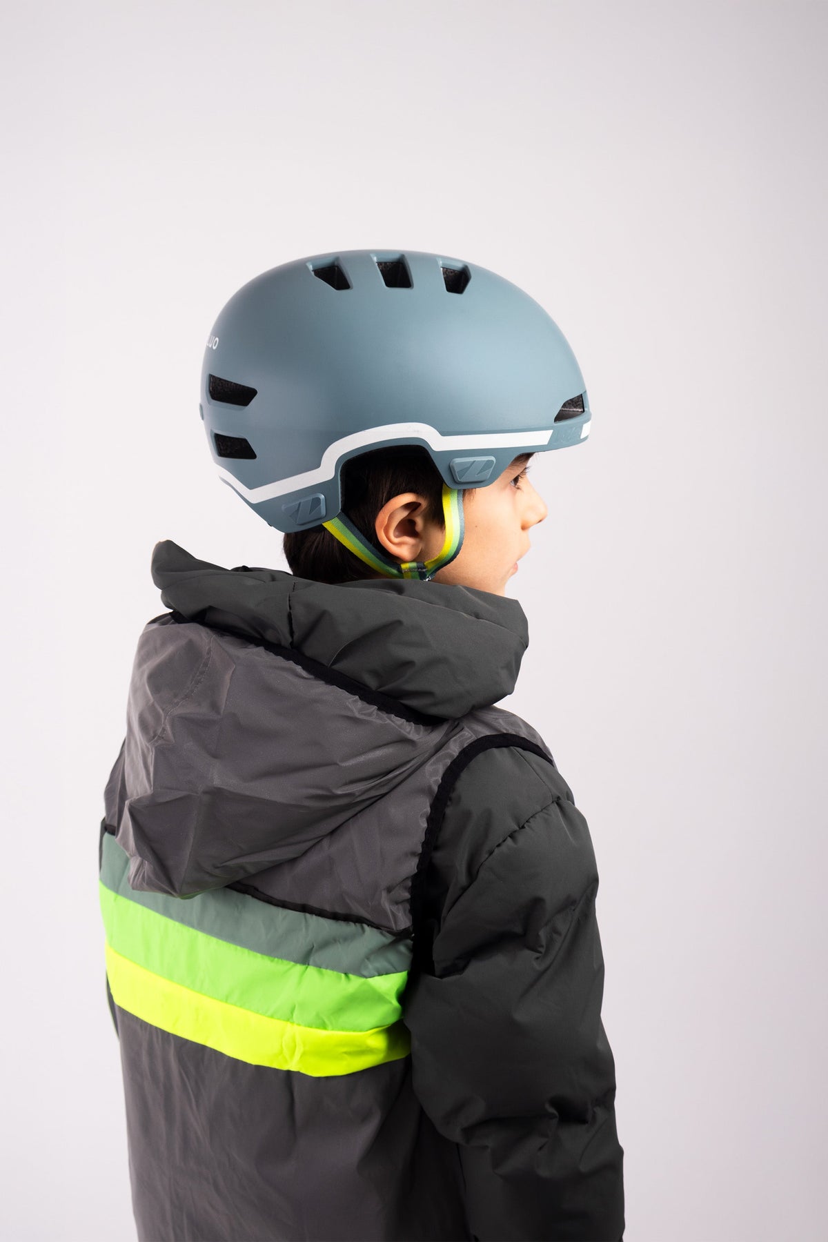 Maze helm khaki detail