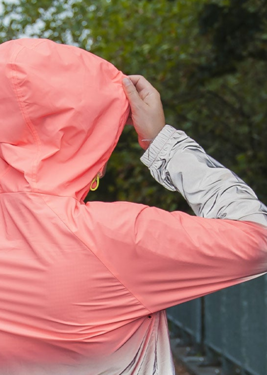 Billie - hoodie detail